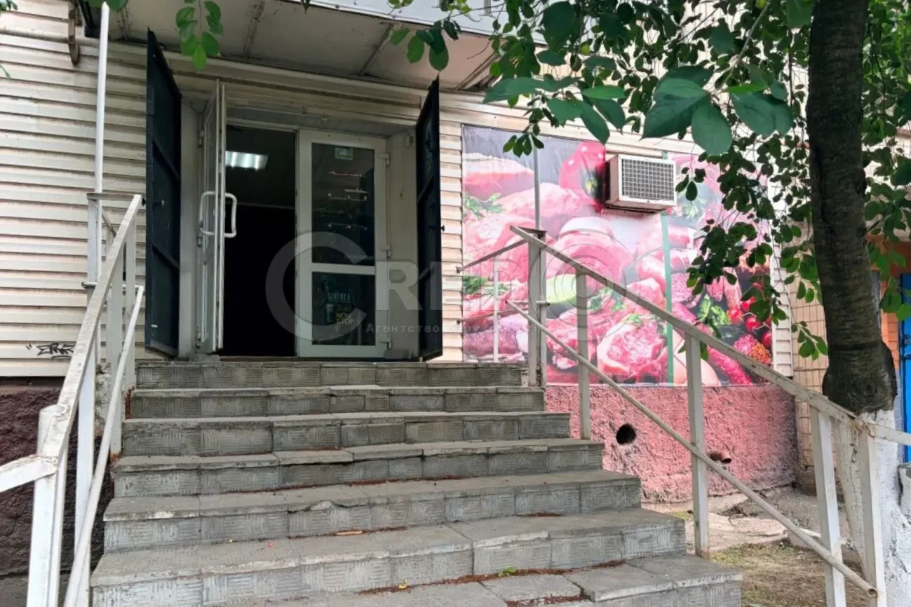 Продаж магазину, мікрорайон 2-й Східний 7