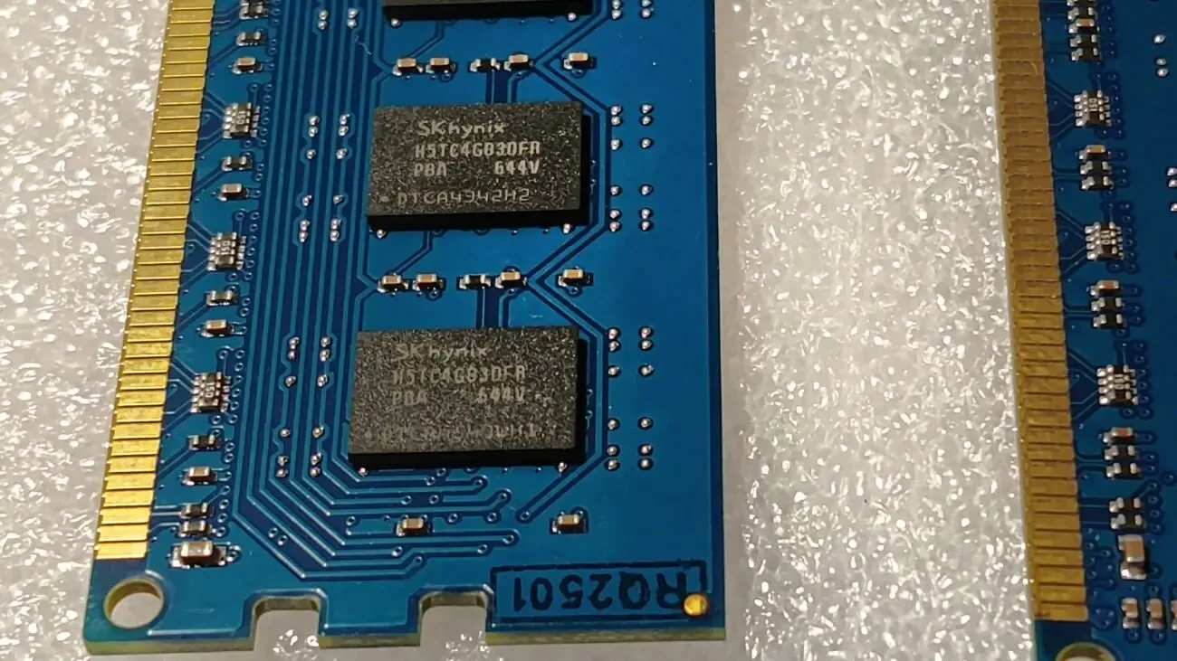 Оперативная память Tecmiyo (SK Hynix) DDR3-1600 MHz 2X8 GB (HMT41GU6DFR8A-PB) (Новая) 3