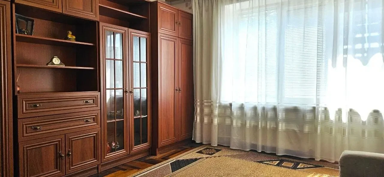 Продам 2-х комн.,ул.Бородинская 6