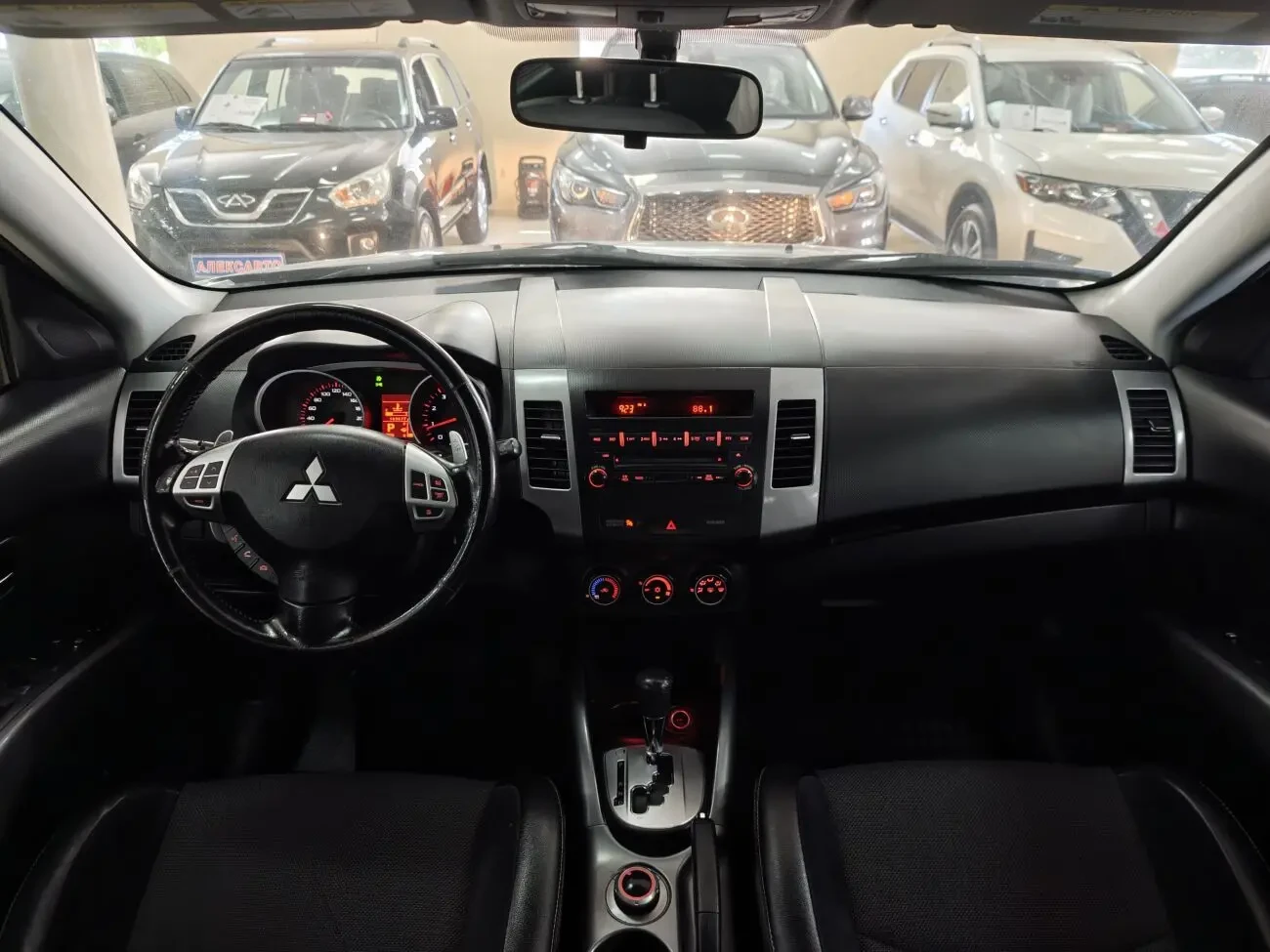 Mitsubishi Outlander 4WD 2.4і 16V 6AKПП 2010 р.в. (170 к.c.) 9