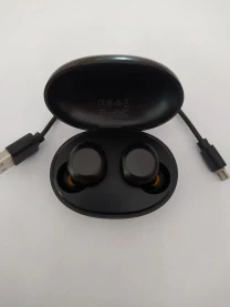 Навушники бездротові Realme Buds Q2