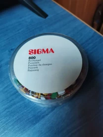 Набір канцелярських кнопок Sigma. 800 штук