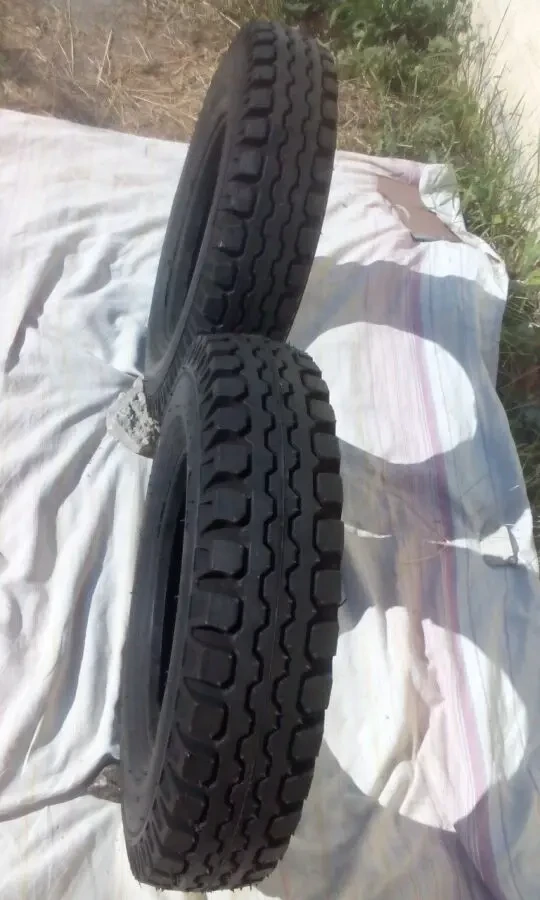 Продам дві нові автошини VIDA VV 23x5 PR8 Bulgaria, вантажна (індустріальна) для електрокари, автонавантажувача чи авто 6