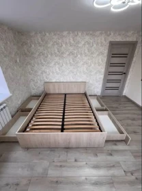 Ліжко двохспальне ламелі, металевий каркас