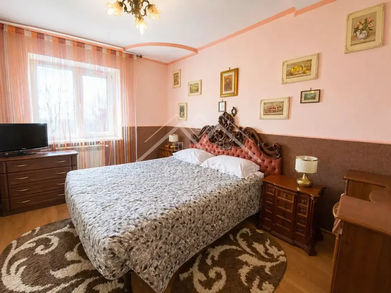 Продаж великого будинку з ремонтом і гаражем єВідновлення (смт. Софіївка) 9