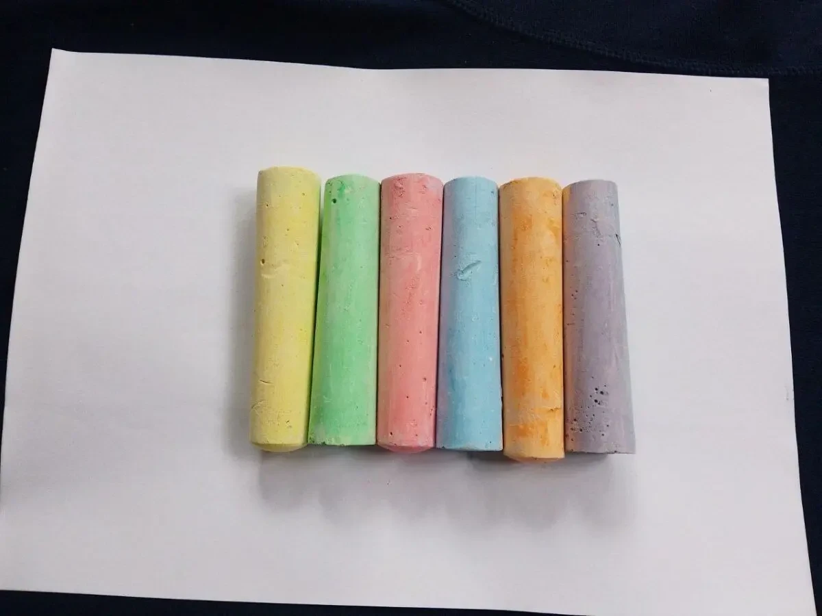 Набір для творчості 12 кольорових маркерів плюс 6 кольорових крейд 5