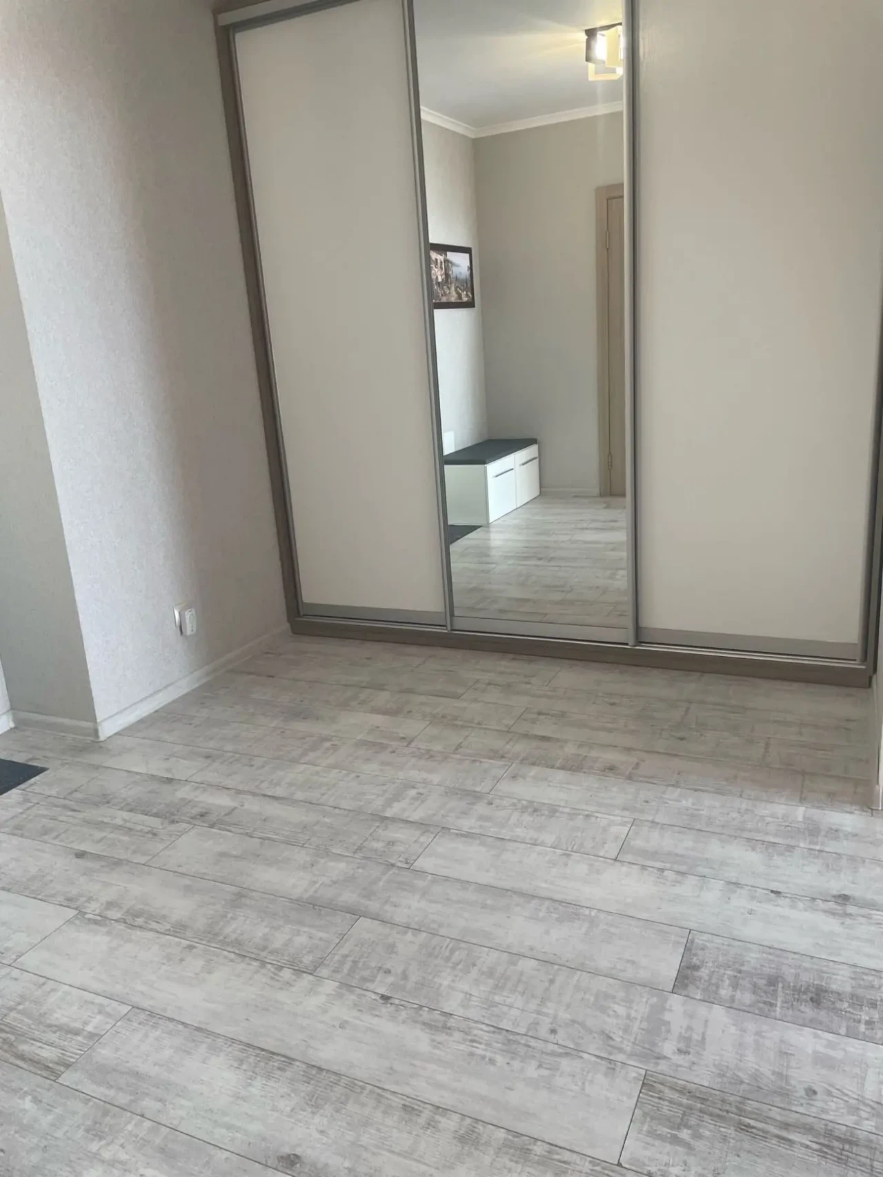 Сдам 2к квартиру 21000грн 7
