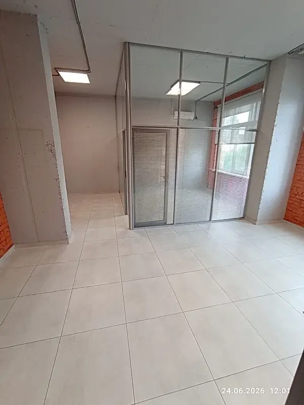 Без комиссии офис 100 м2, ЖК Златоустовский, Полтавская 10, Черновола 4