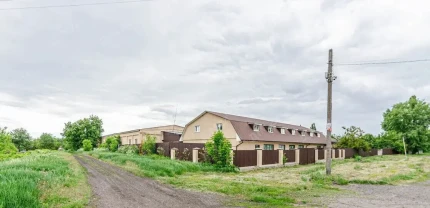 Продаж виробничої бази в с. Покровське