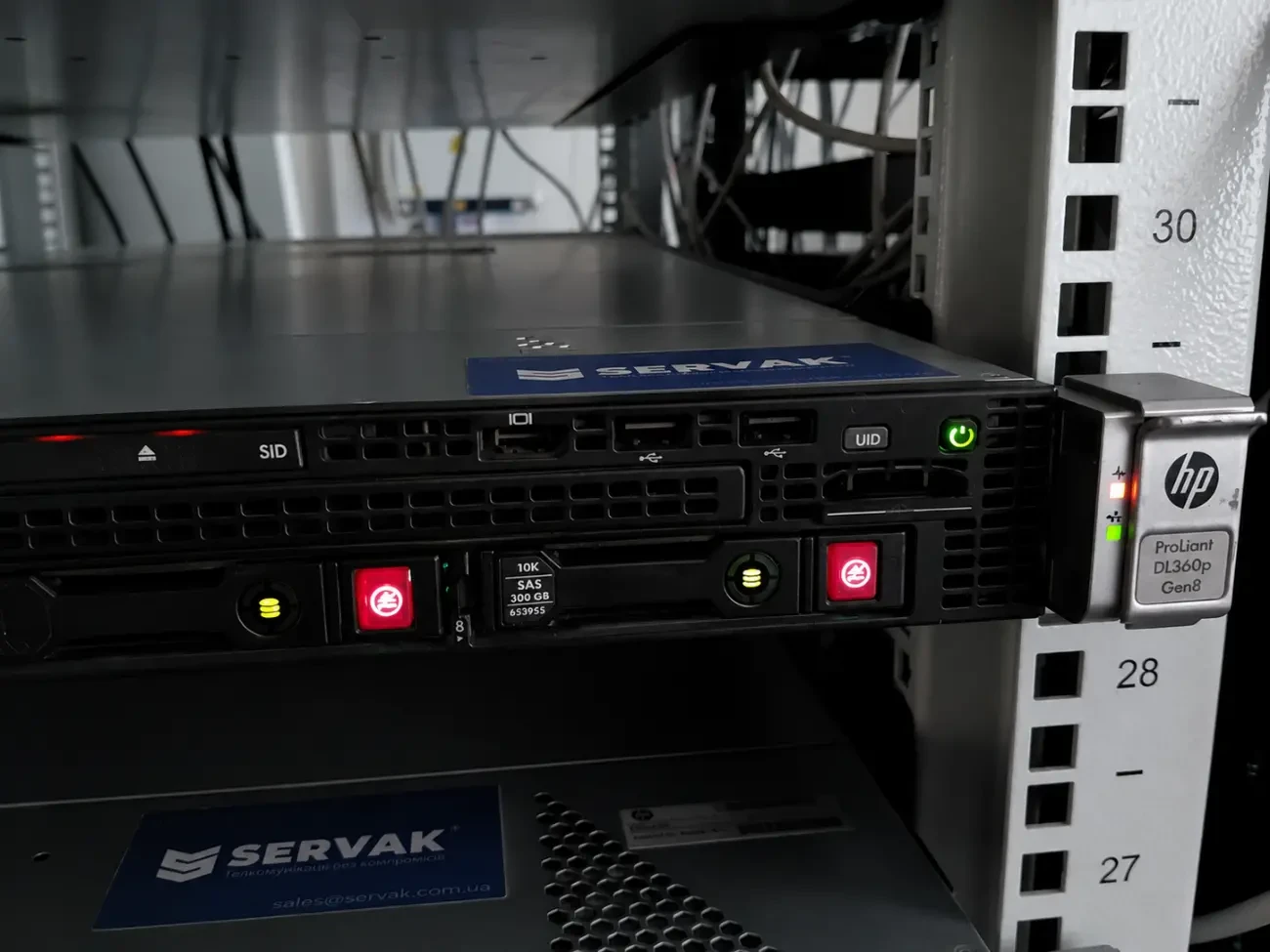 Продаем мощные сервера HP ProLiant DL360 Gen8 3
