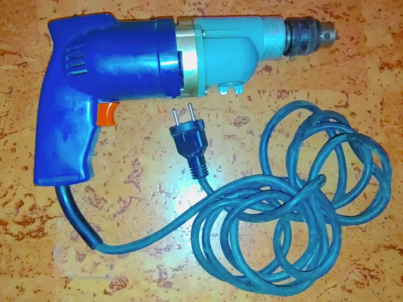 Электродрель ИЭ-1202А 3