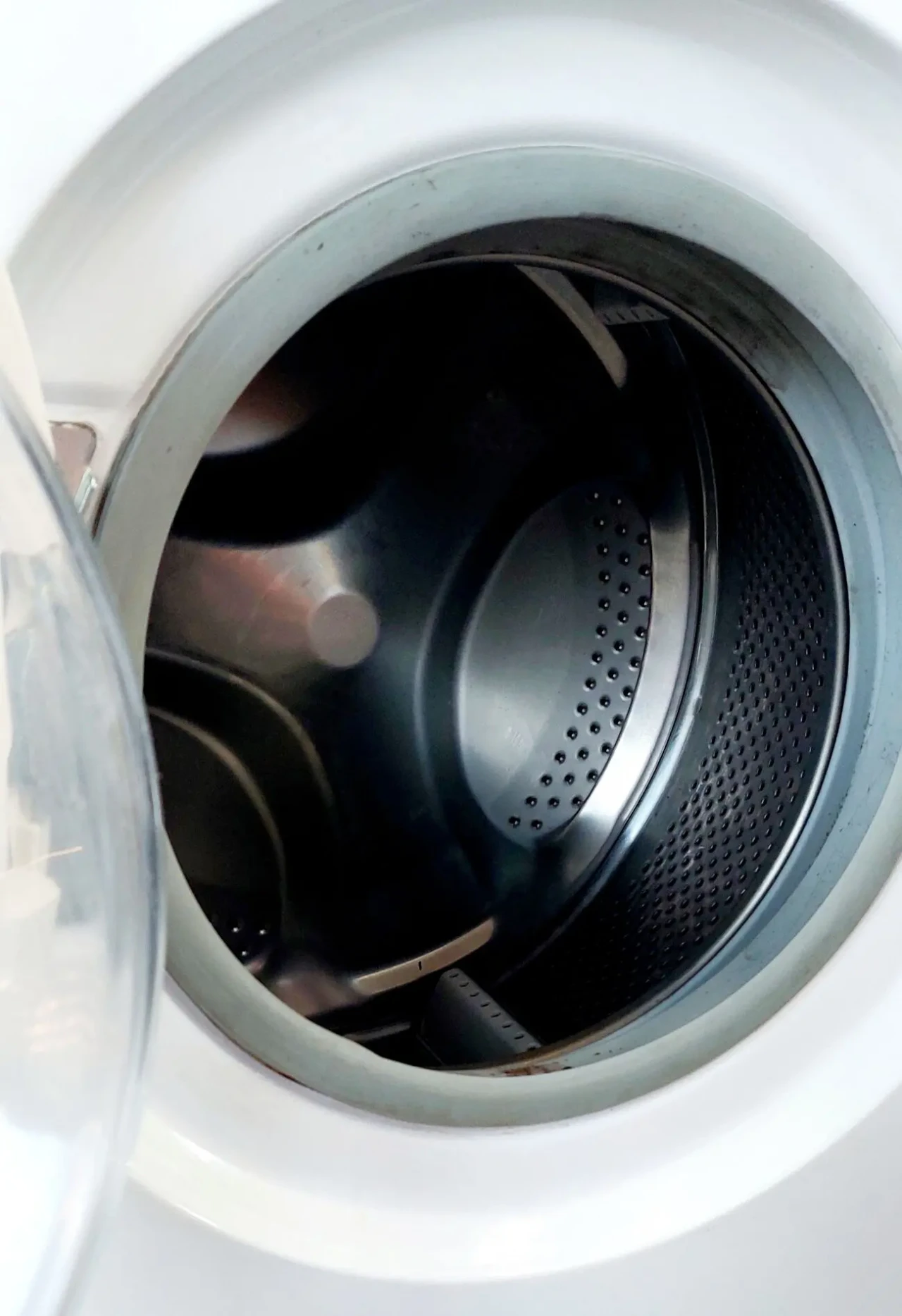 Пральна машина Indesit WISL 92 6