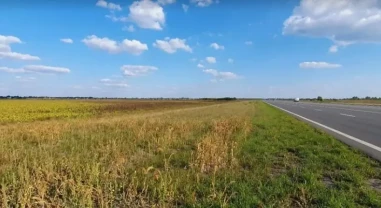 Продам земельну ділянку під будівництво АЗС.