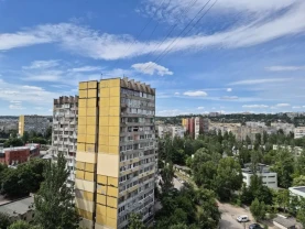 Продам видову 1 кімнатну квартиру на ж/м Перемога