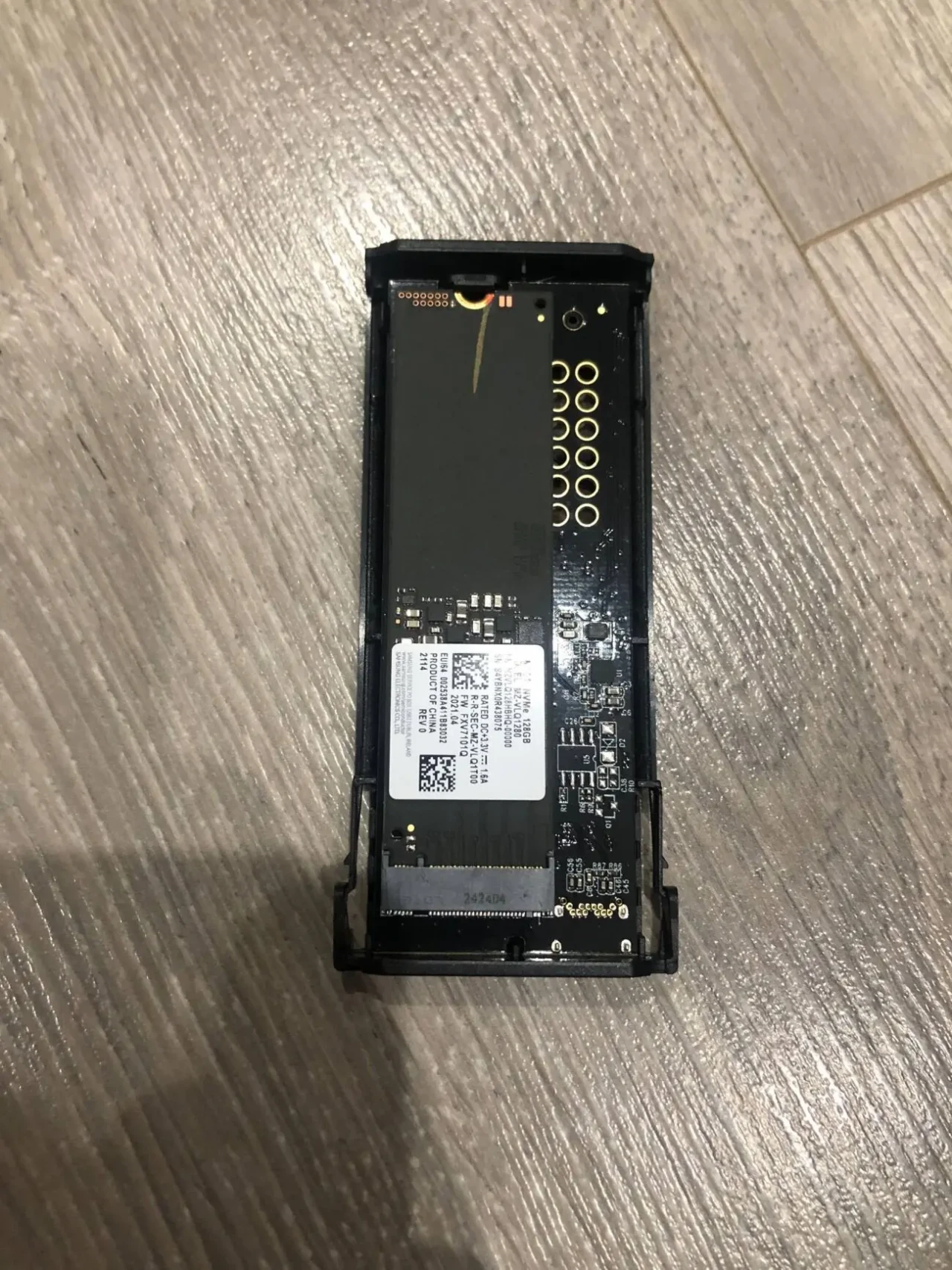 SSD NVMe 128gb Rockystone з металевим корпусом кишеня 5