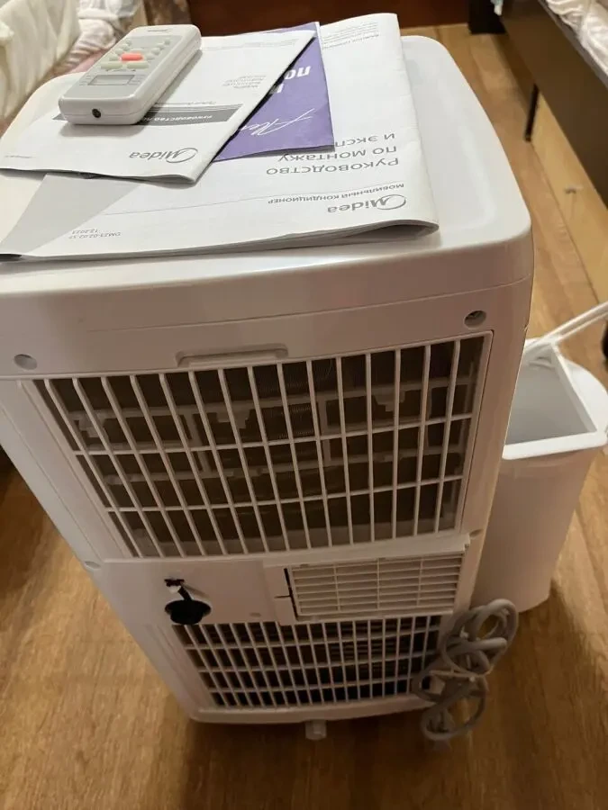 Мобильный кондиционер  Midea 4