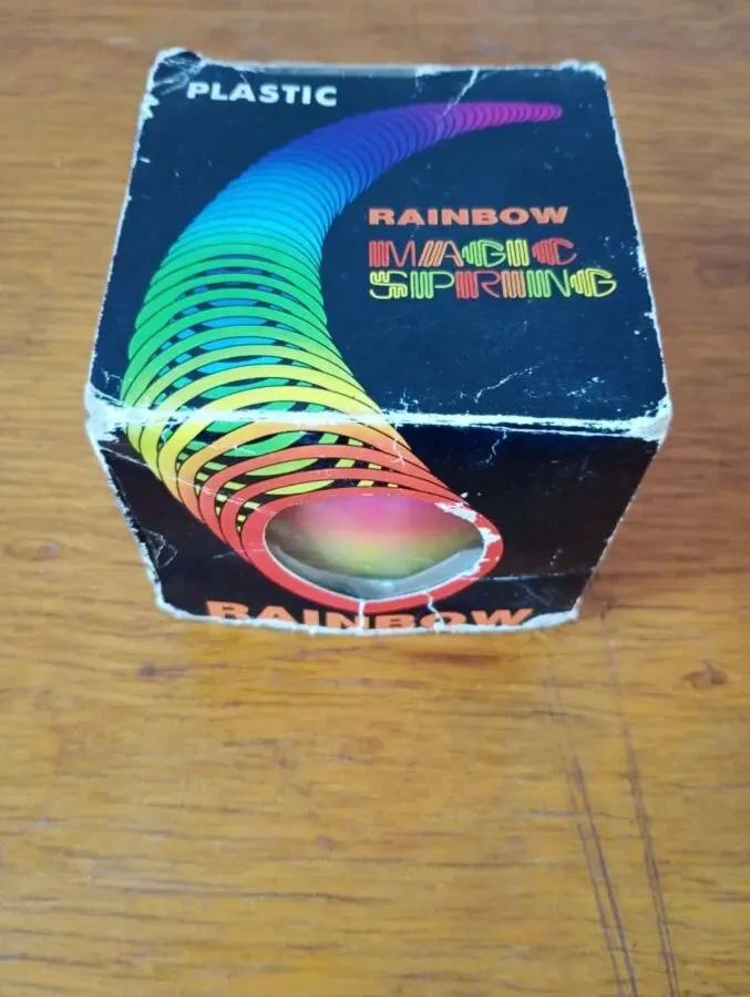 Игрушка пружинка, слинки Радуга (rainbow) - оригинал 90-е - произведено в Тайване. 8