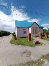 Продаж будинку, вул Небесної Сотні 32