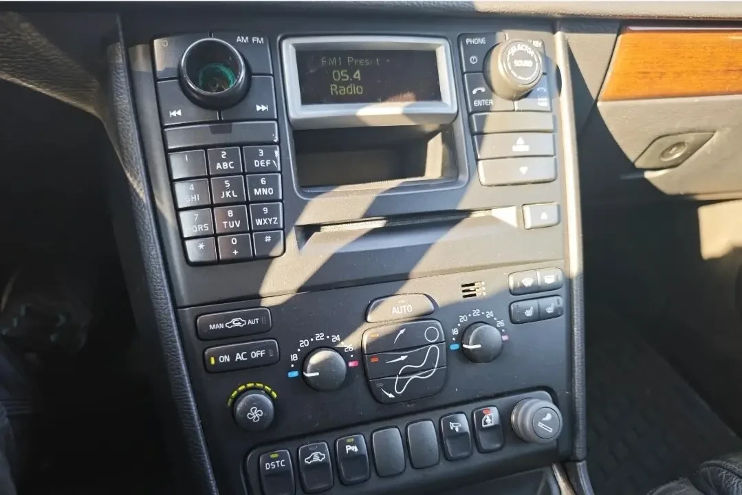 Продам Volvo XC90 10