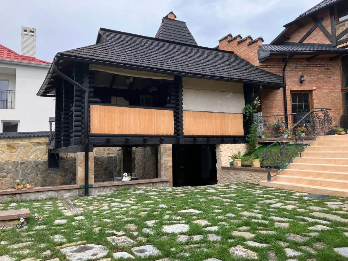 Можлива серйозна знижка .Продам терміново будинок з вз