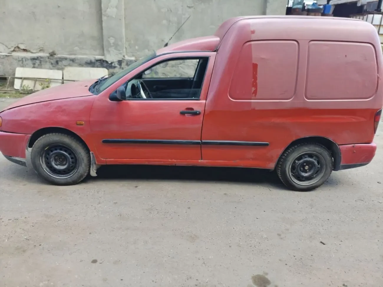 Продам Volkswagen Сaddy вантажний 1.9 дизель 2
