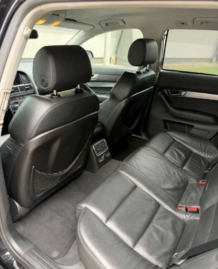 Audi A6 8