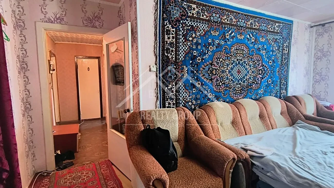 ПРОДАМ 3к мкр. 4-й Зарічний 2