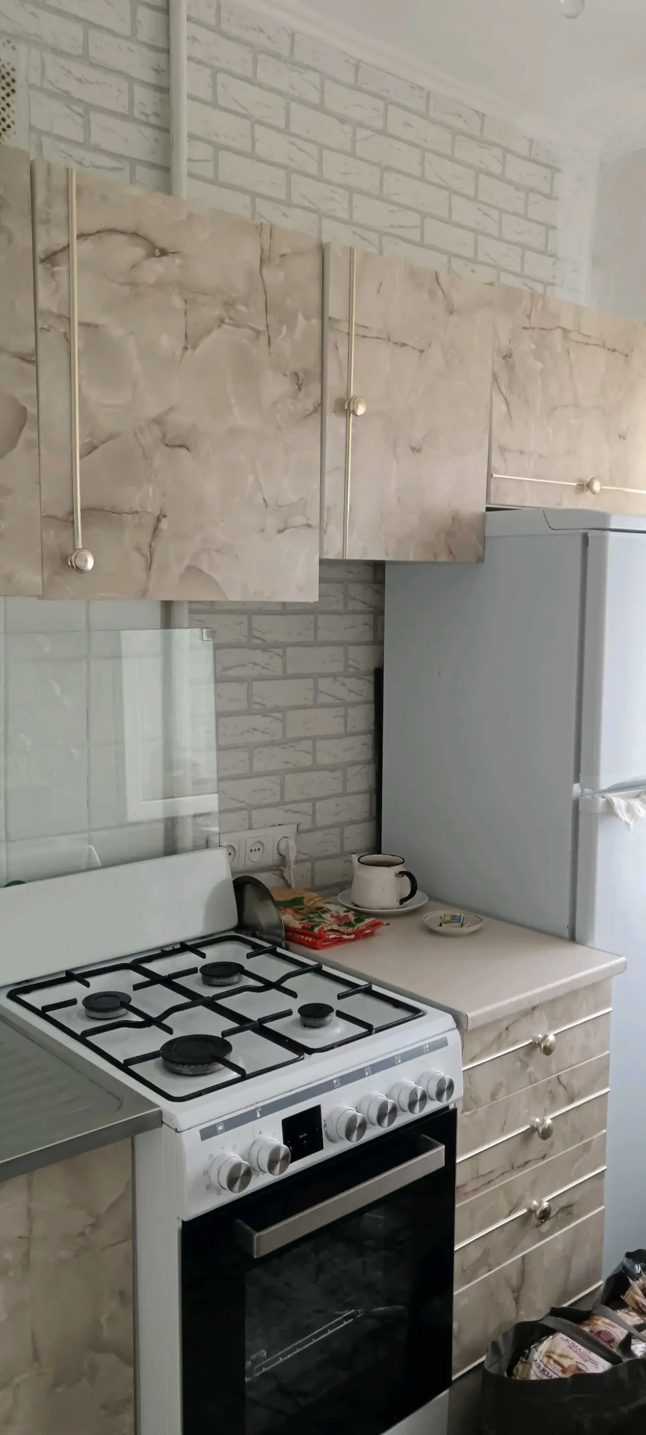 Продам терміново Мал/сімейку 5