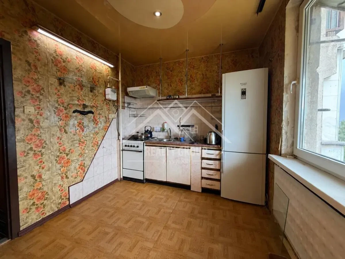 Продаж 2-к квартири (Всебратське-2) 8