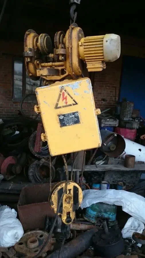 Продам тельфер на 1 т 8