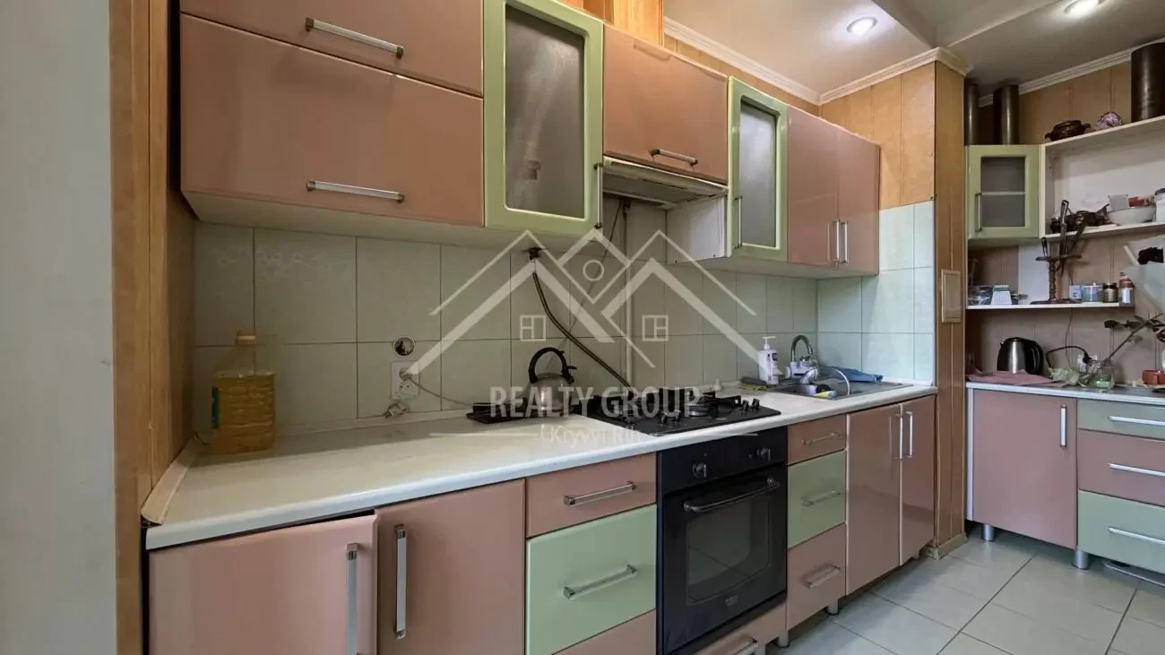Продаж 3х кімнатної квартири на мкрн. Гірницький 4