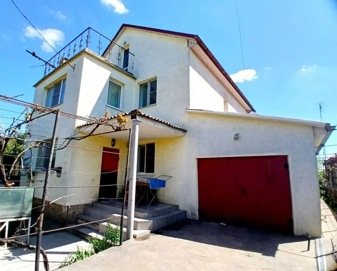 Продам ДОМ. ПГТ Таирова. 6 соток земли, 163 кв.м. 2
