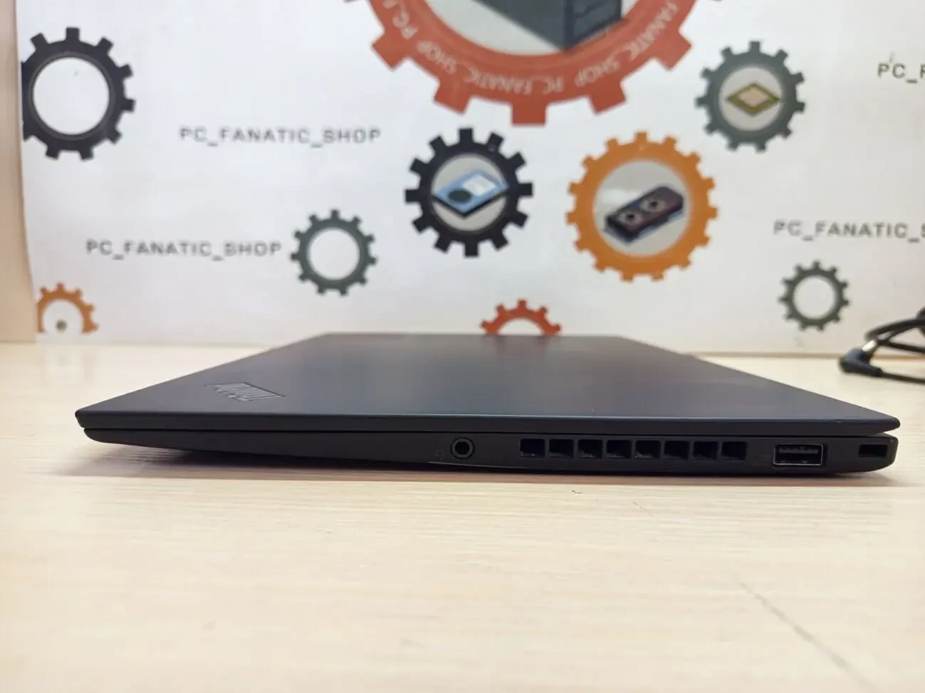 Ноутбук Lenovo ThinkPad X1 Carbon (6th Gen) 6