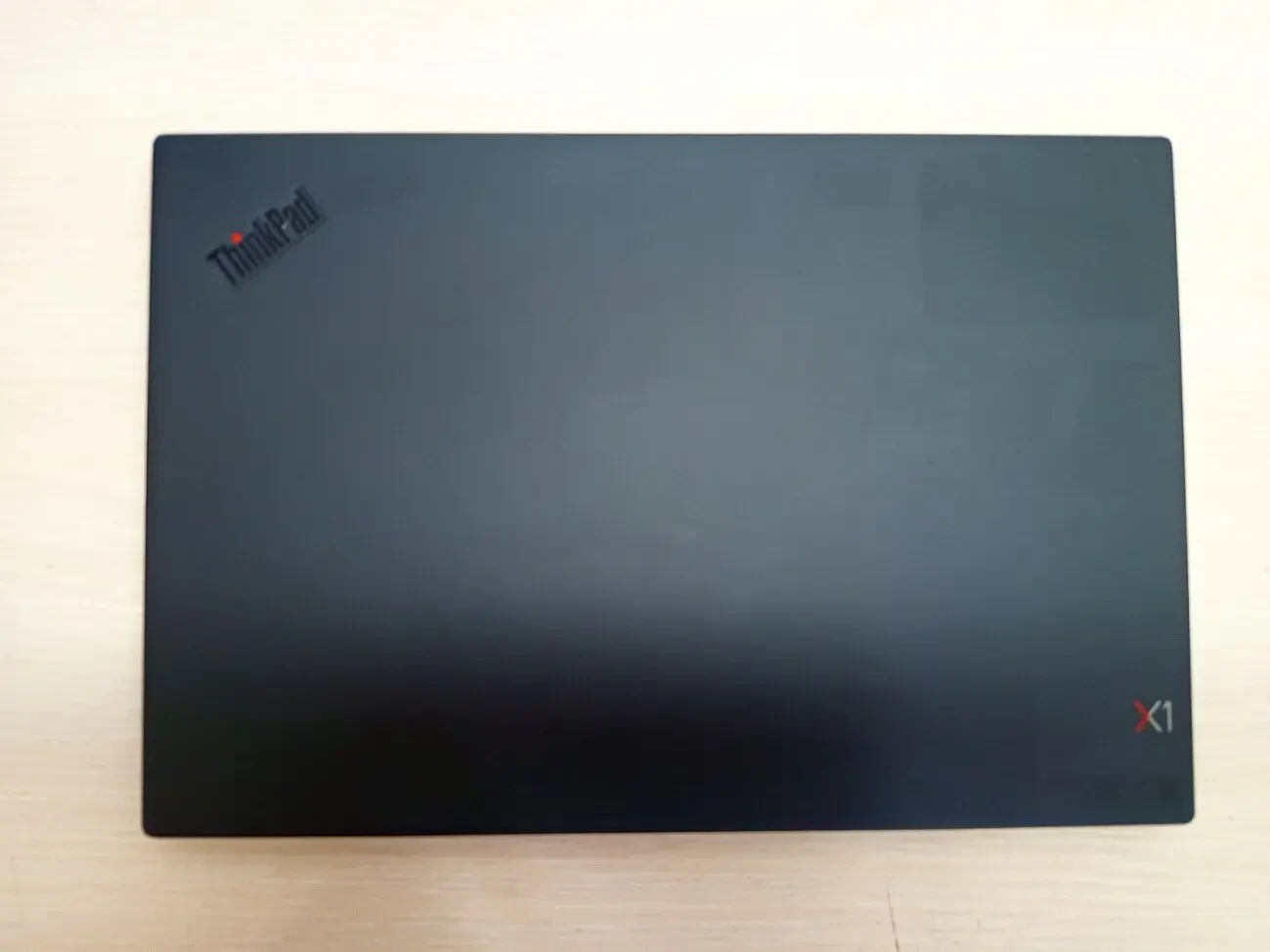 Ноутбук Lenovo ThinkPad X1 Carbon (6th Gen) 4