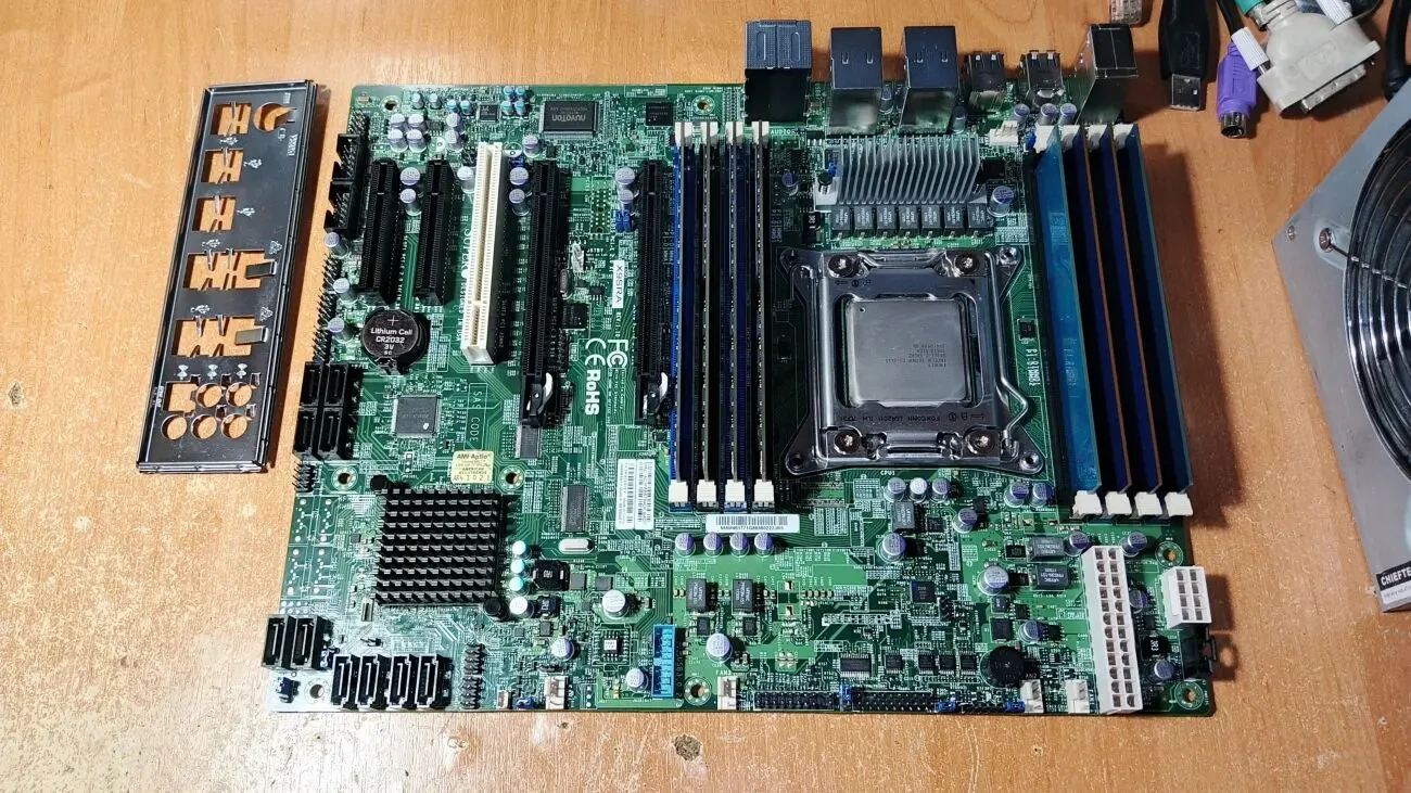Серверная плата Supermicro MBD-X9SRA (S2011) (C602) ATX+e5 2665 (8/16)+32Гб DDR3-1600 (Читать описание)