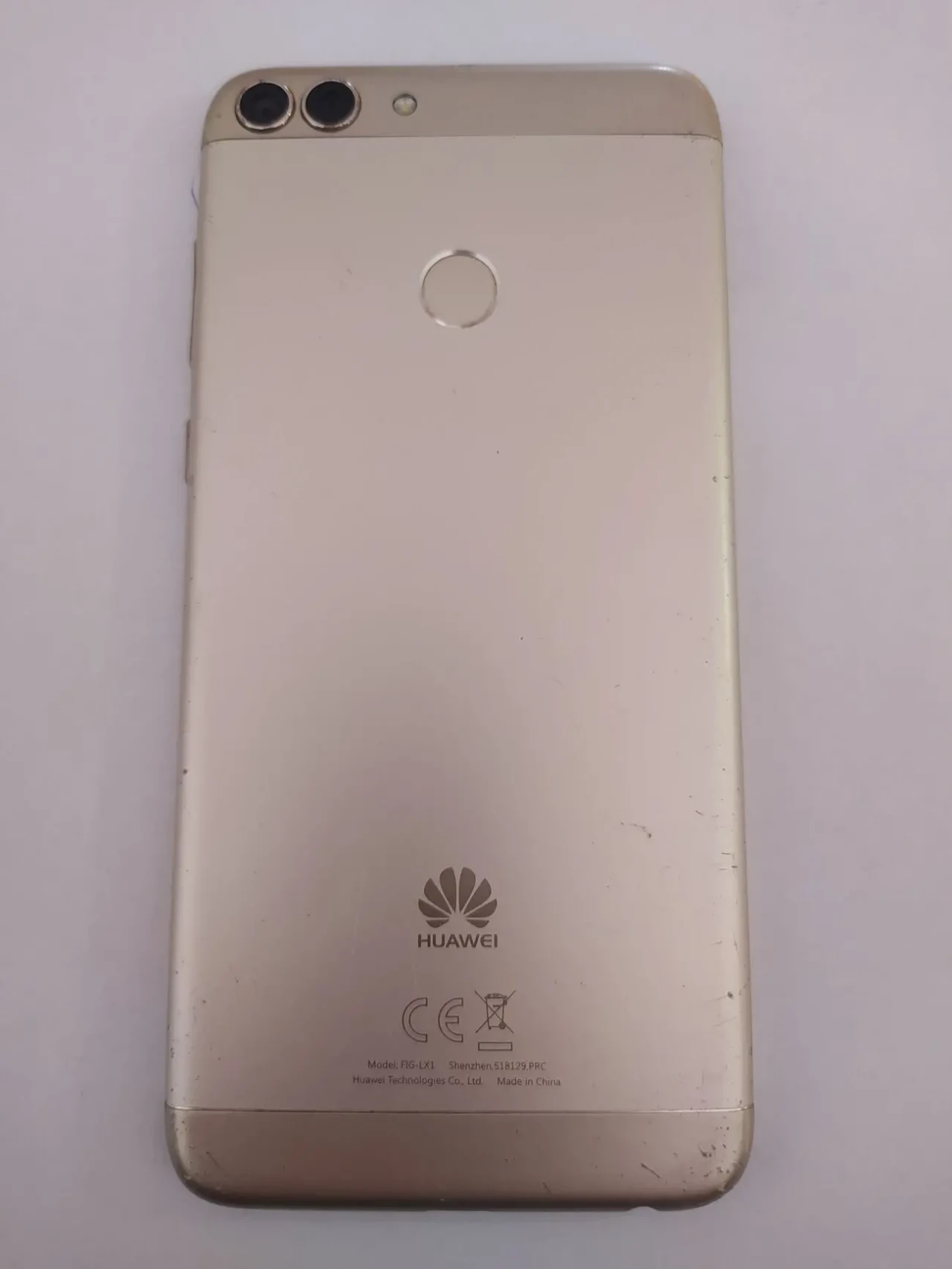 Телефон Huawei P Smart FIG-LX1 3/32 3