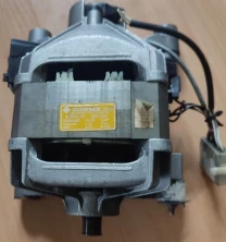 Двигун пралки Indesit