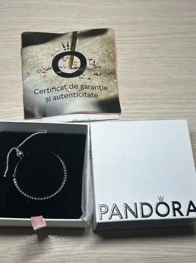 Продам оригінальний срібний браслет pandora 2