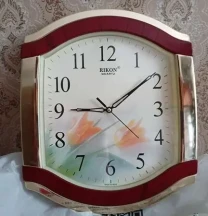 Годинник часы настенные кварцевые красивые