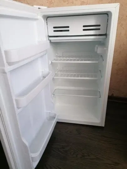 Компактный холодильник  Midea 93 2