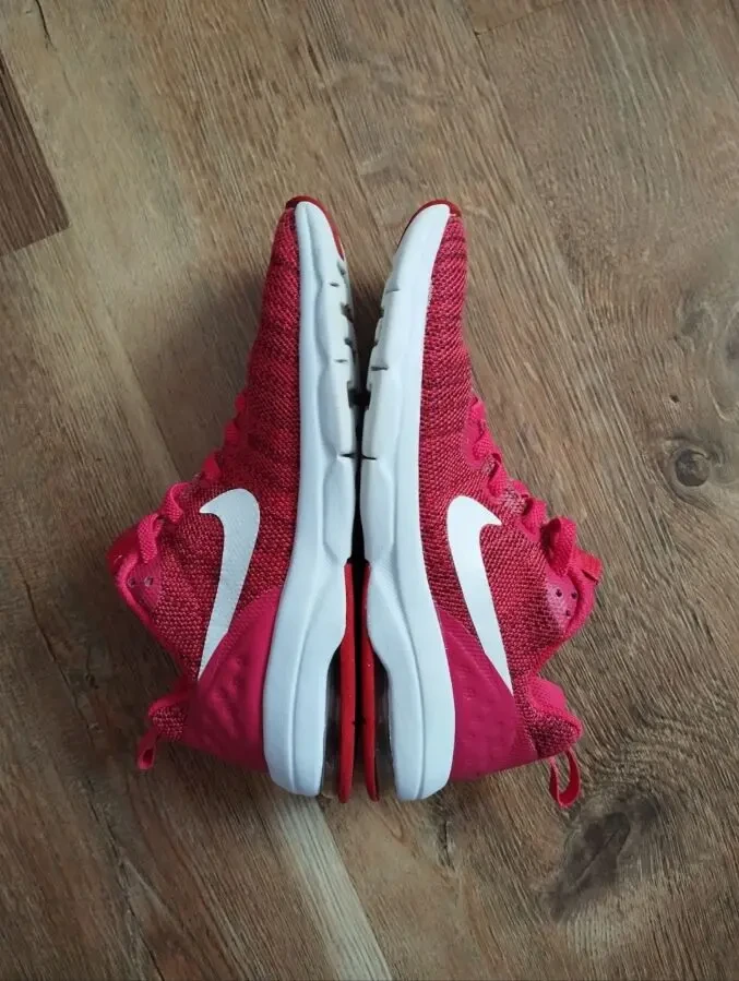 Кросівки Nike air 33 розмір 2