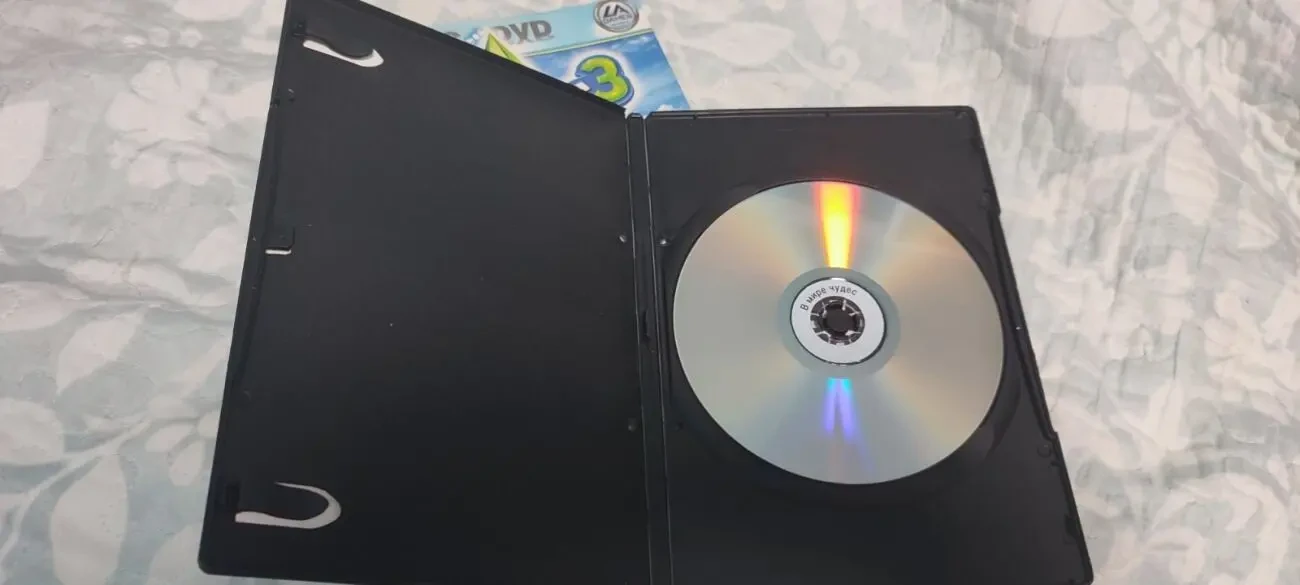 DVD-диск для ПК с сборником «The Sims 3. Антология 13 в 1». 2