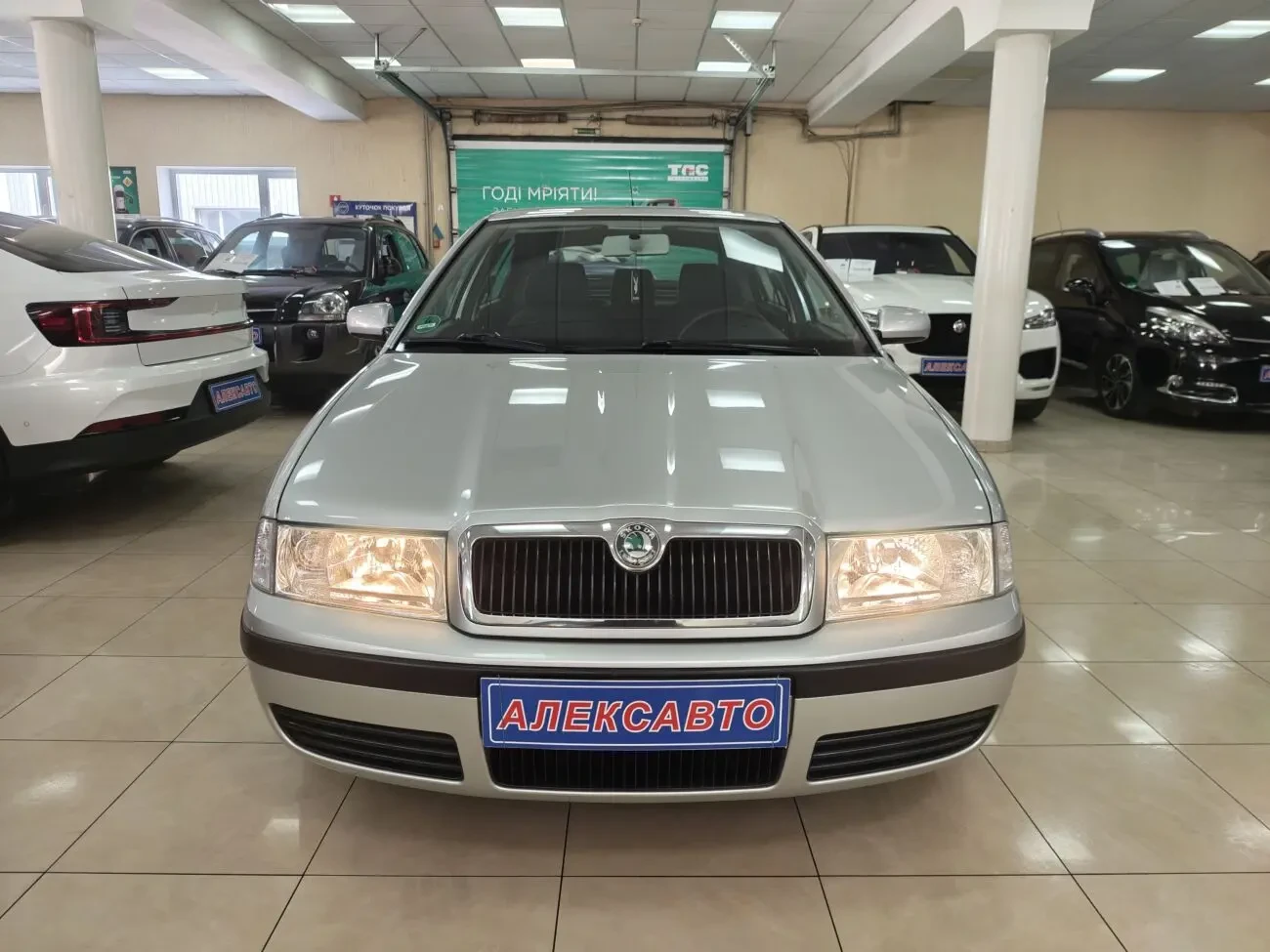 Skoda Octavia Tour 1.6МРі 8V 5МКПП 2005 р.в. (102 к.с.) 6