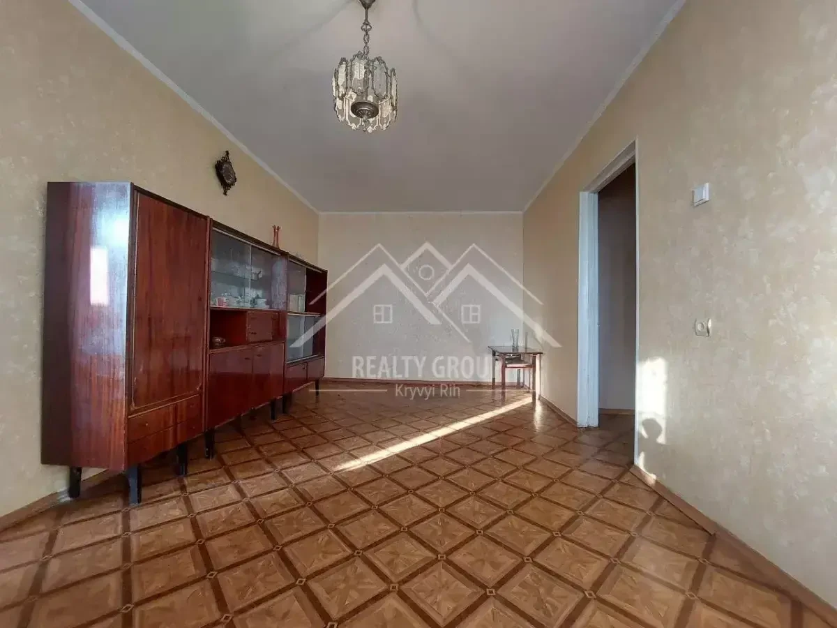 Продаж 3к у ЦМ р-ні по вул.Свято-Миколаївська 3