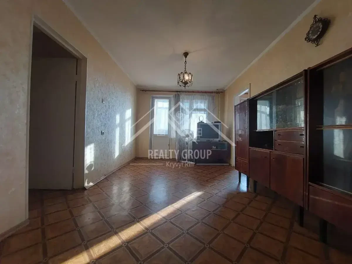 Продаж 3к у ЦМ р-ні по вул.Свято-Миколаївська 2