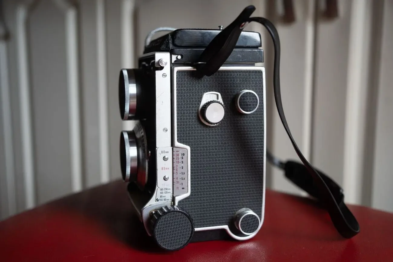 Продам Mamiya C220 3
