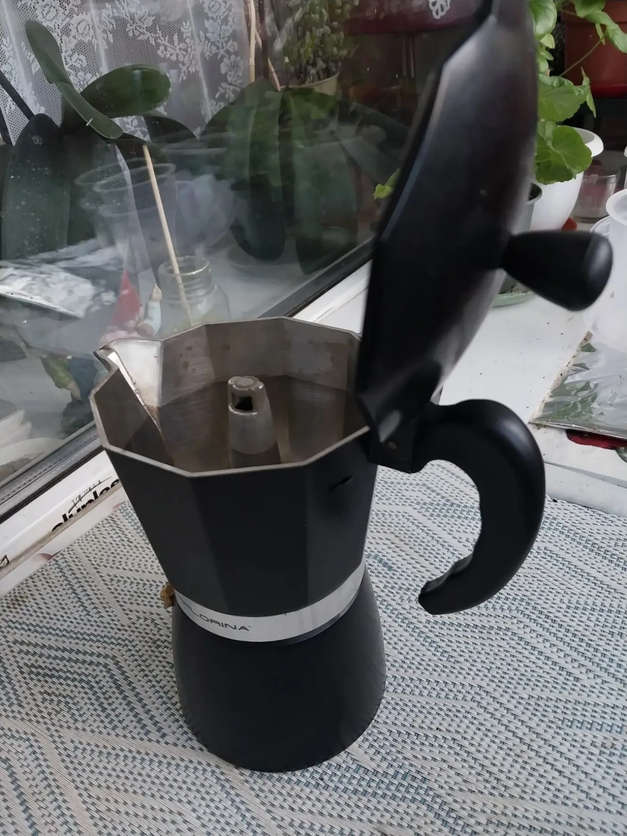 Кофеварка гейзерная Florina Macchiato 10