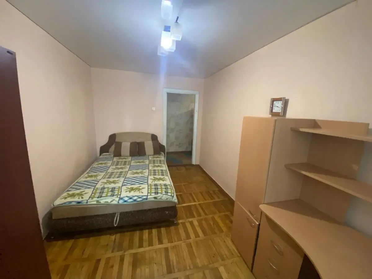 Продам 2-комнатную квартиру в кирпичном доме Ж/М Тополь, Победа, Сокол, 12 квартал. 2