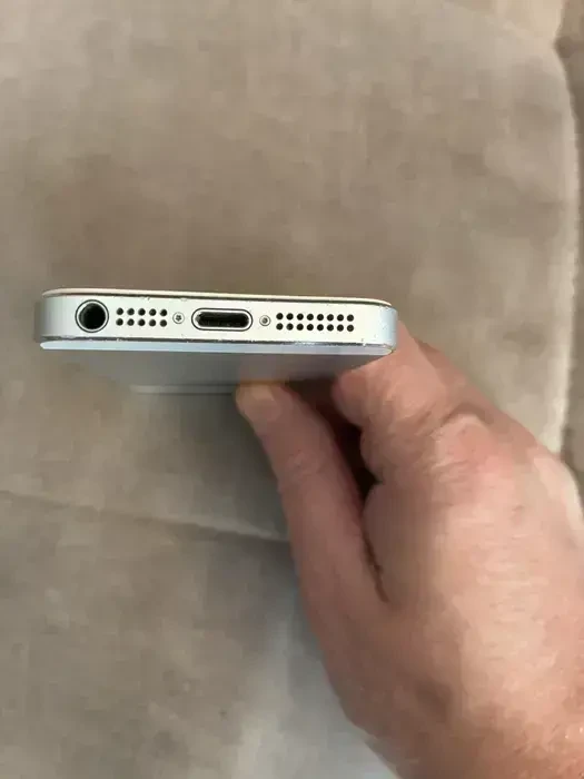 iPhone 5 16GB Silver, Model A1429, робочий 6