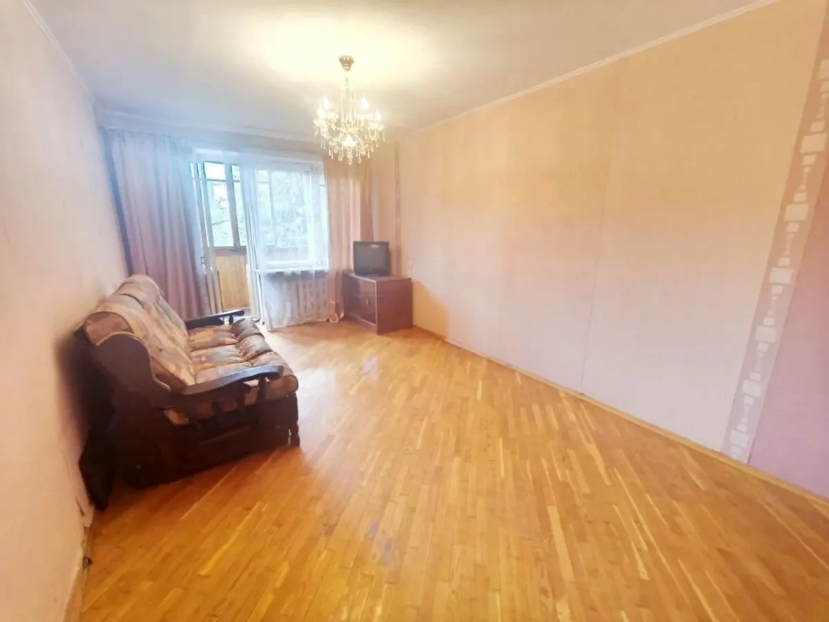 Продам 2 комн кв Глушко Киевский рынок Таирова